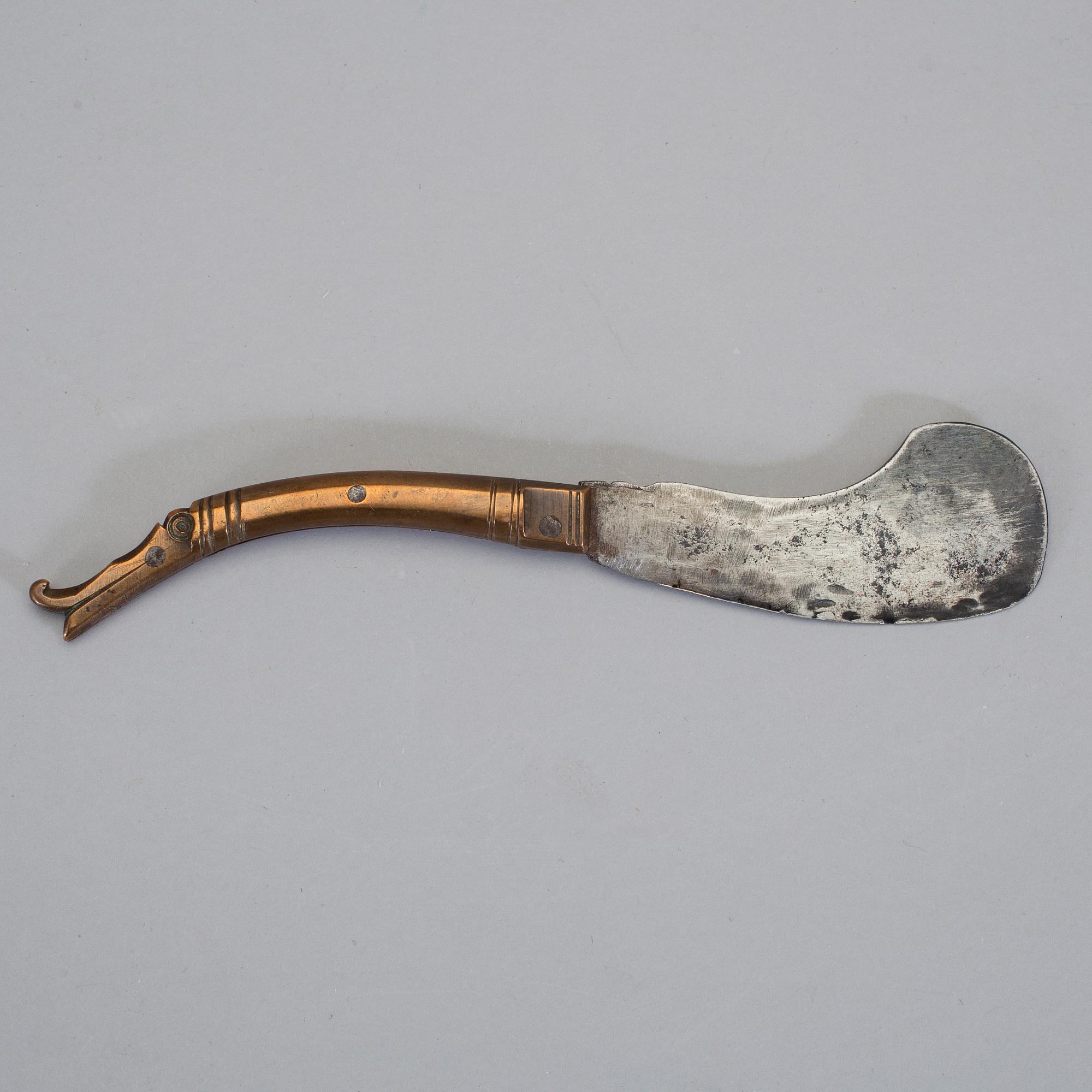 GÄSTABUDSKNIV, mässing, järn, 1700/1800-tal.