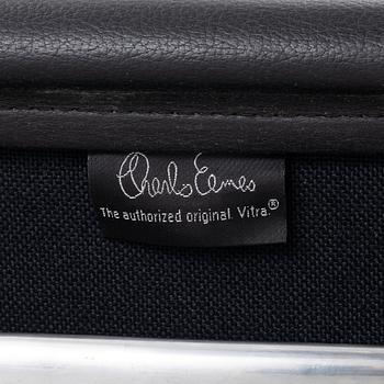 Charles & Ray Eames, Office chair, “EA208 Soft Pad Chair”, Vitra.