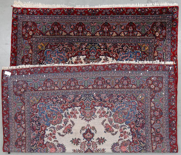MATTA, Sarouk, ca 320x237 cm.