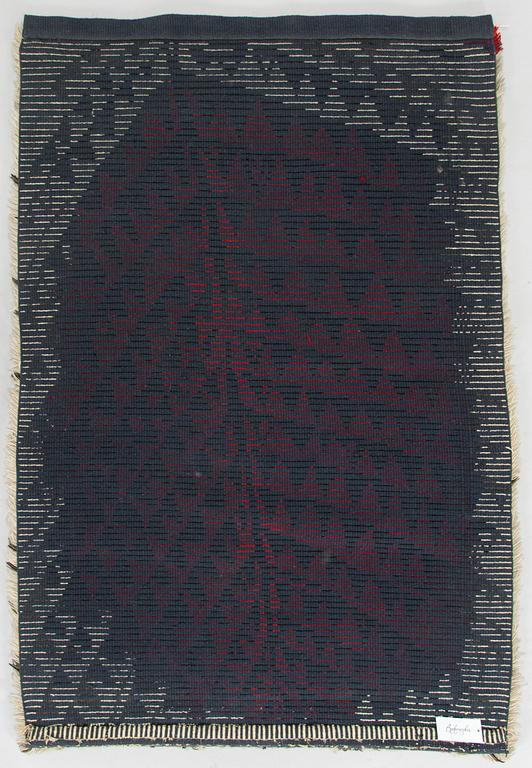 Kirsti Ilvessalo, rya, modell för Finska handarbetets vänner. Ca 172 x 111 cm.