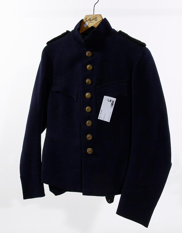 UNIFORM. Sverige. Strl. 46.