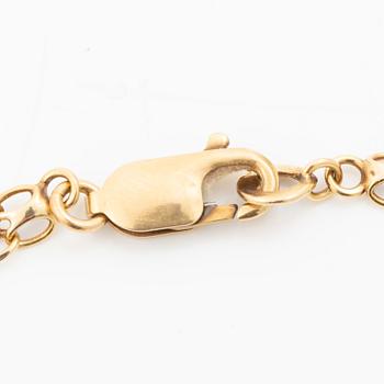 18K gold necklace.