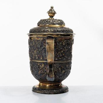 George Boothby, dryckeskanna, förgyllt silver, London 1725.
