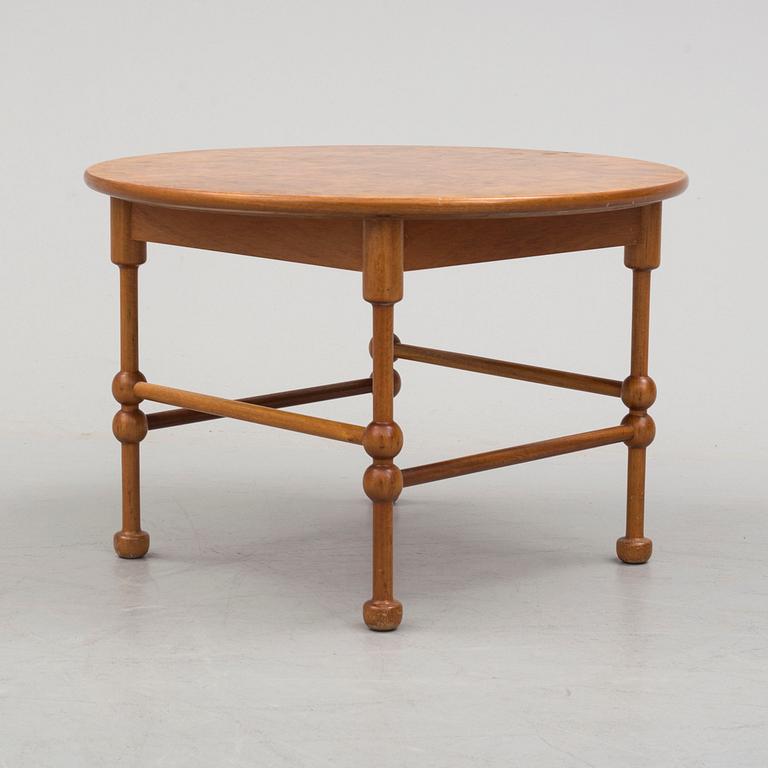 JOSEF FRANK, soffbord, för Firma Svenskt Tenn, modellnr 1028.
