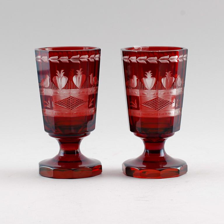 BRÖLLOPSBÄGARE, 1 par, glas, Böhmen, 1900-talets mitt.