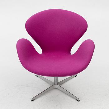 Arne Jacobsen, "Svanen", Fritz Hansen, Danmark.