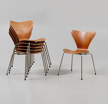 STOLAR, 6 st, "Sjuan", Arne Jacobsen, Fritz Hansen, 1900-talets andra hälft.
