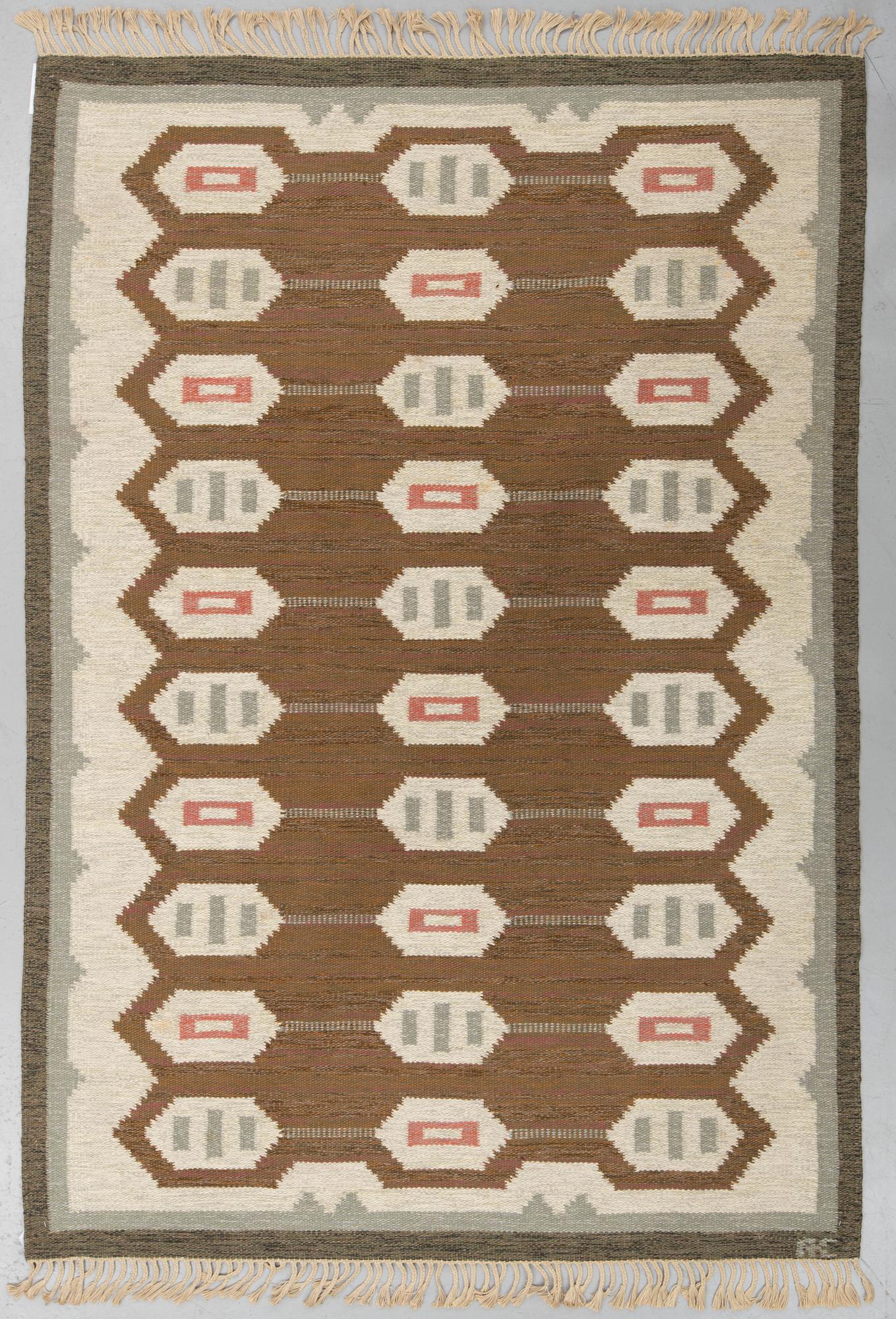 MATTA, rölakan, ca 247 x 164,5 cm, otydlig signatur. Sverige omkring 1900-talets mitt.