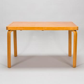 Aino Aalto, a mid-20th century '95 A' dining table for för O.Y. Huonekalu-ja Rakennustyötehdas A.B.