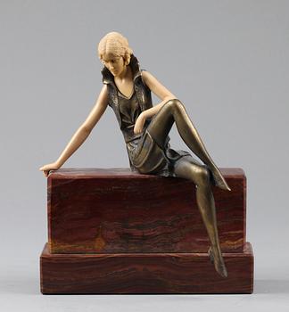 FIGURIN, sten, plast och metall, art deco, 1900-talets första hälft.