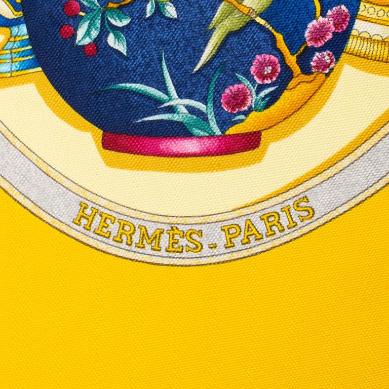 HERMÈS, scarf, "Qu'importe le flacon".