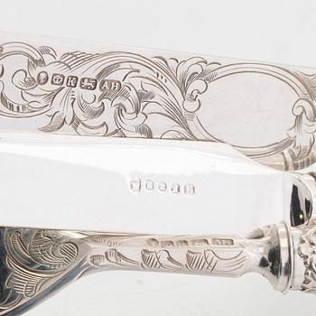 Smörgås- och fruktbestick, 24 st, pärlemor, dels sterlingsilver, dels försilvrade, Sheffield 1853 och 1905.