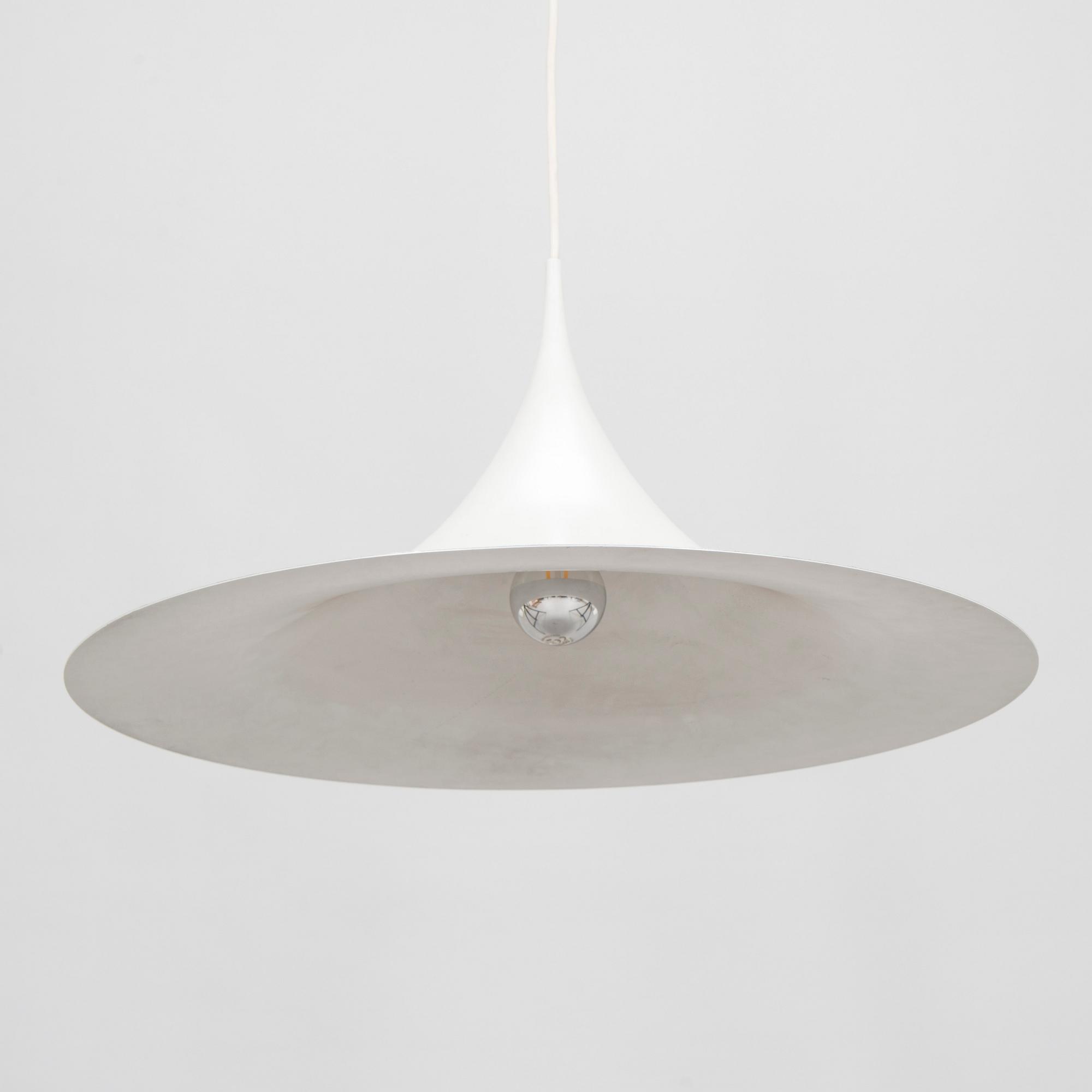 Claus Bonderup & Torsten Thorup, taklampa, "Semipendel", Fog & Mørup, Danmark.