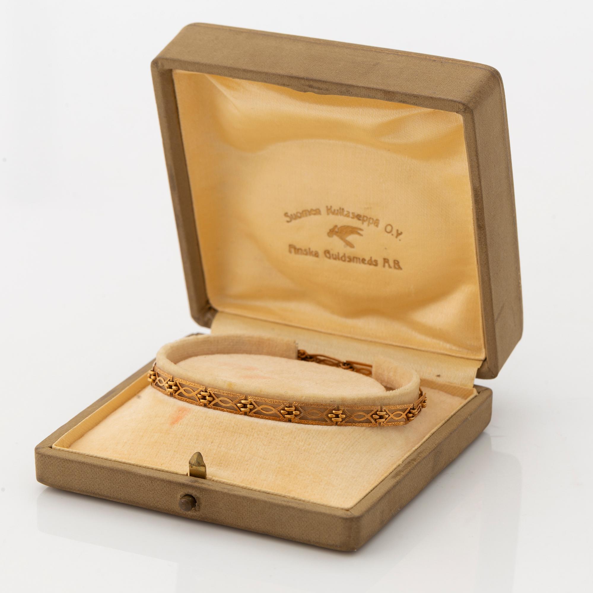 14K gold bracelet, Finland.