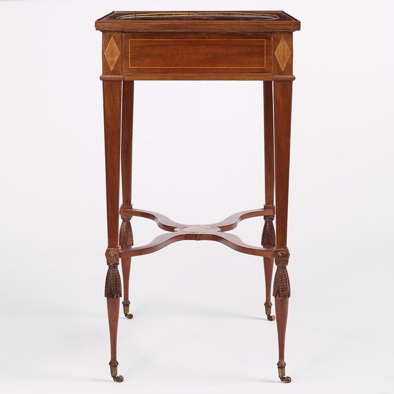 Bord, av Fredrik August Eckstein (mästare i Stockholm 1794-1814), Sengustavianskt.