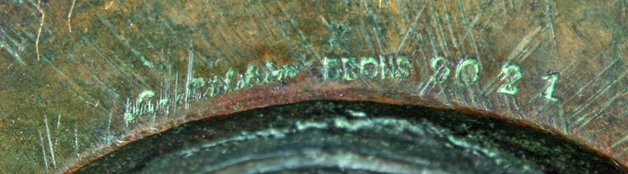 URNA, brons, Sune Bäckström.