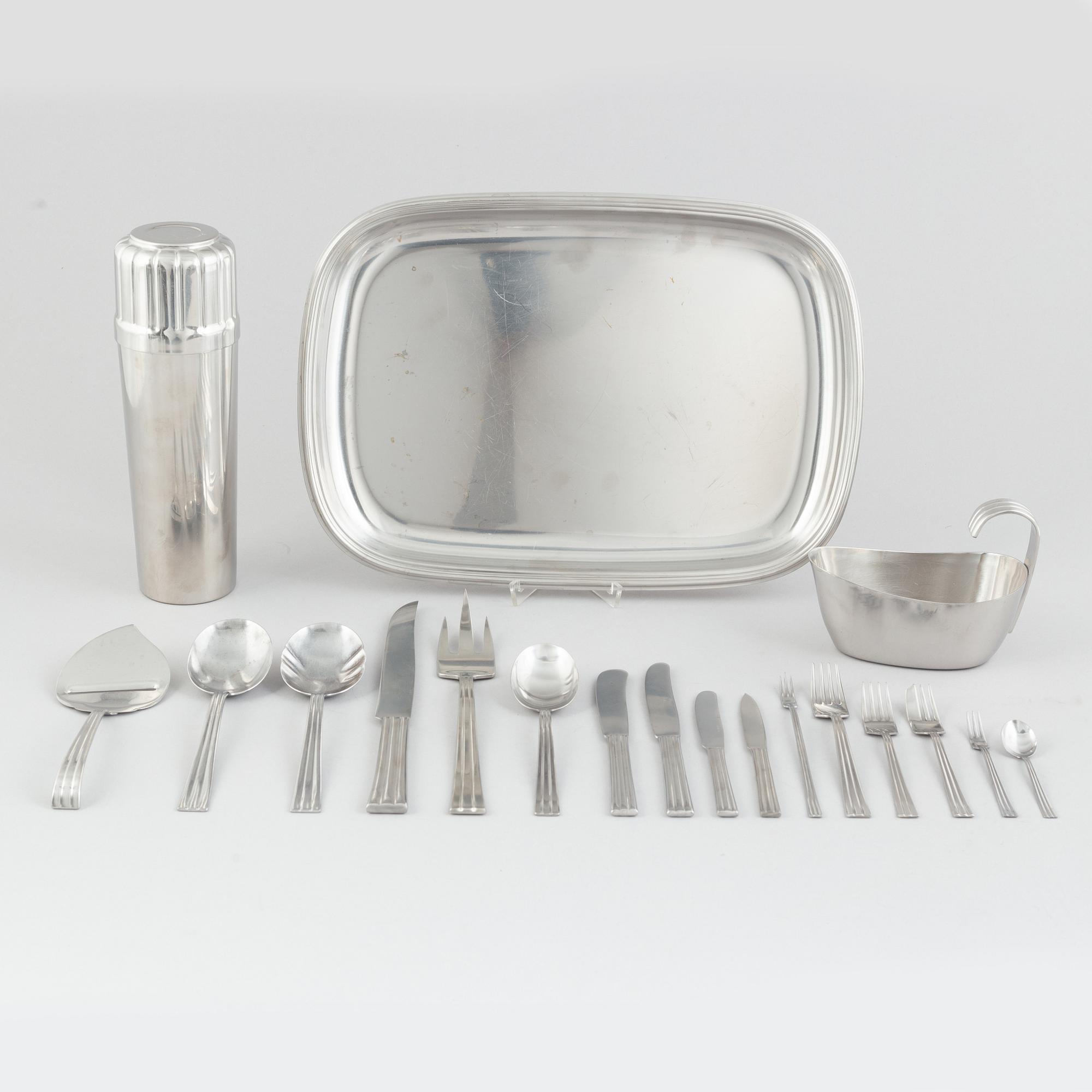 Folke Arström, besticksservis, 92 delar, samt bricka, såssnipa och shacker, rostfritt stål, "Thebe", Gense.