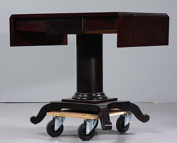 KLAFFBORD, Karl Johanstil, 1900-tal.