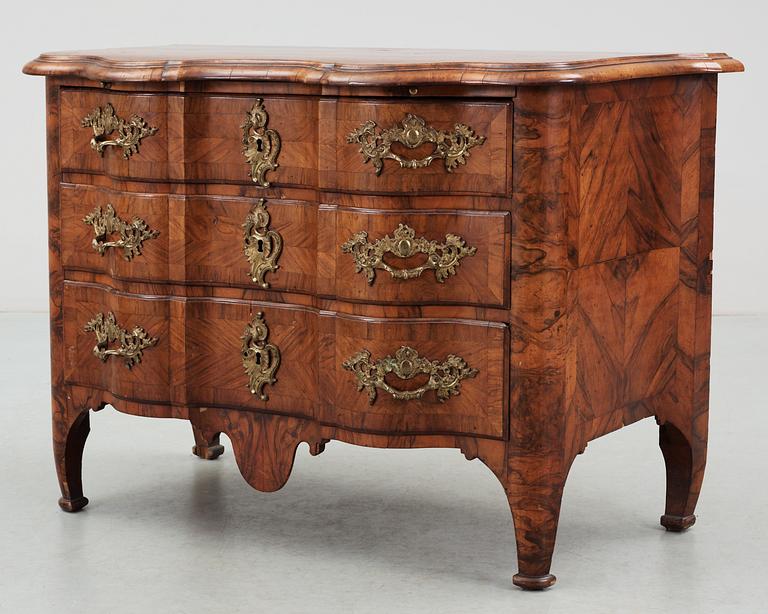 A Swedish late Baroque 18th Century commode.