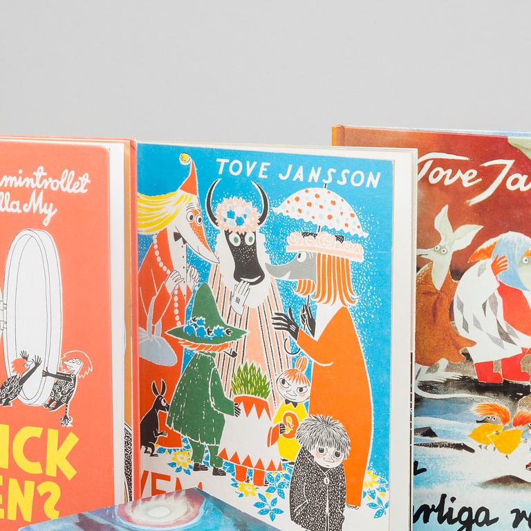 8+3 st SIGNERADE TOVE JANSSON MUMINPOCKETS SAMT TRE BARNBÖCKER.