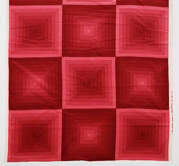 Verner Panton, GARDINLÄNGD, TYG OCH PROVBITAR, 6 ST. Bomullsvelour. Olika mörk- till ljusröda nyanser och mönster. Verner Panton.