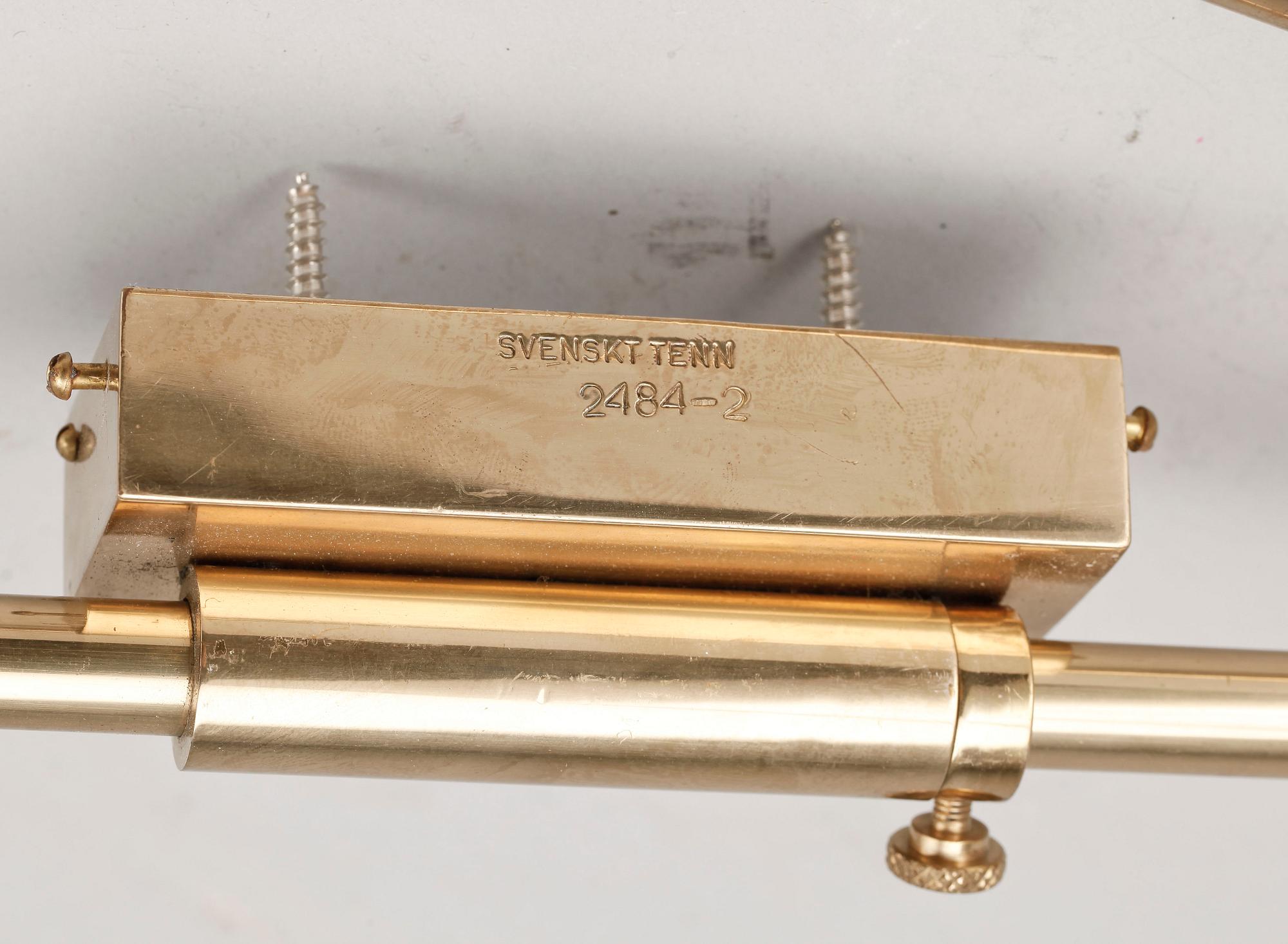 VÄGGLAMPOR, ett par, modell 2484, Josef Frank för Svenskt Tenn.