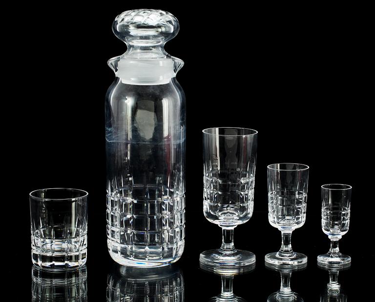 GLASSERVIS, 43 st, "City", Kosta.