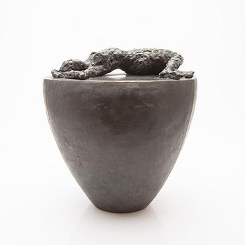 Vivianne Geijer, Recumbent model, bronze.