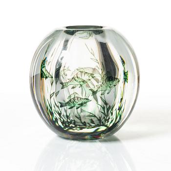 Edward Hald, vase, glass fish bowl, 1945.