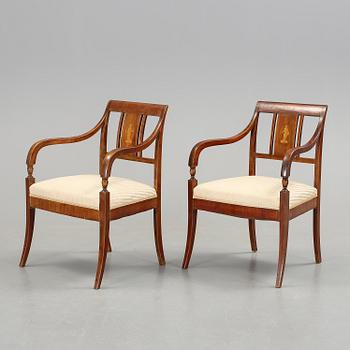 KARMSTOLAR, ett par, Empirestil, 1900-tal.