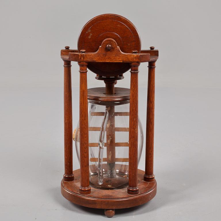 KÄRL FÖR VINTILLVERKNING, Frankrike, omkring sekelskiftet 1900.