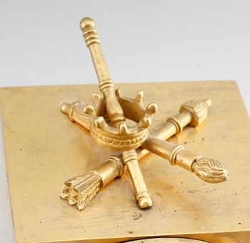 BORDSUR, empire, förgylld brons, Frankrike, 1800-talets första hälft.