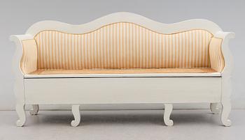 SOFFA, 1800-talets mitt.