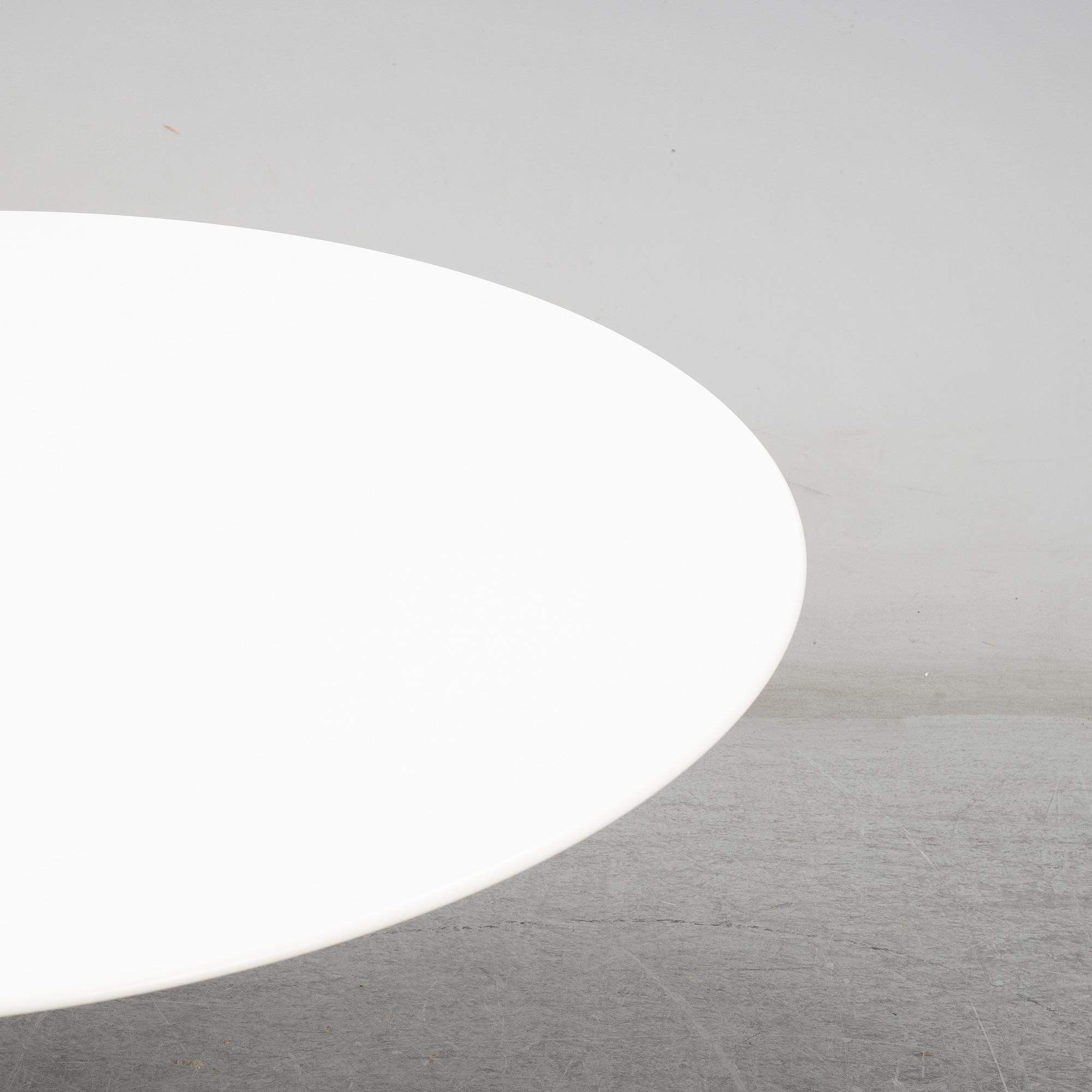 EERO SAARINEN, a "Tulip" table by Knoll Studios, 2007.