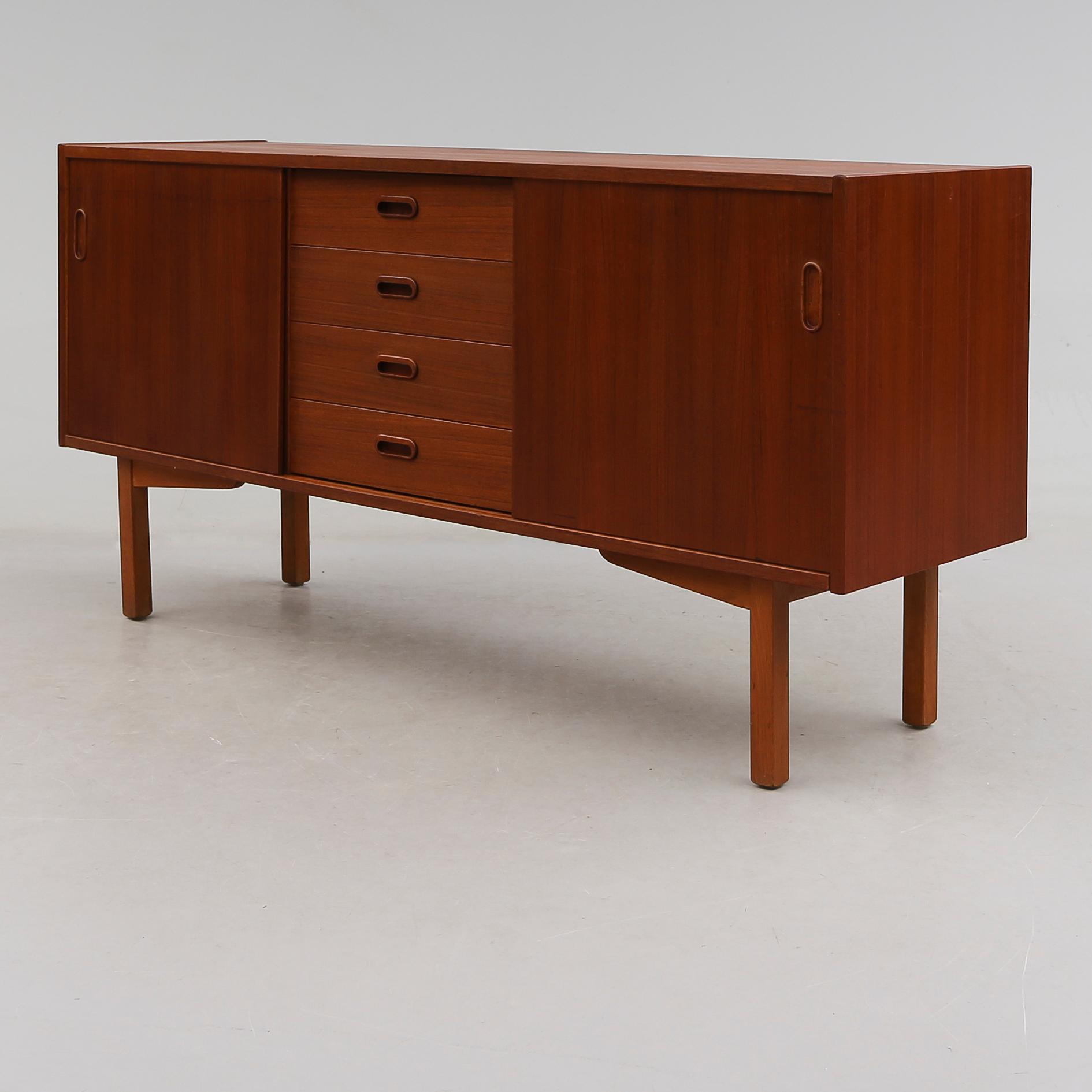 SIDEBOARD, 1900-talets andra hälft.