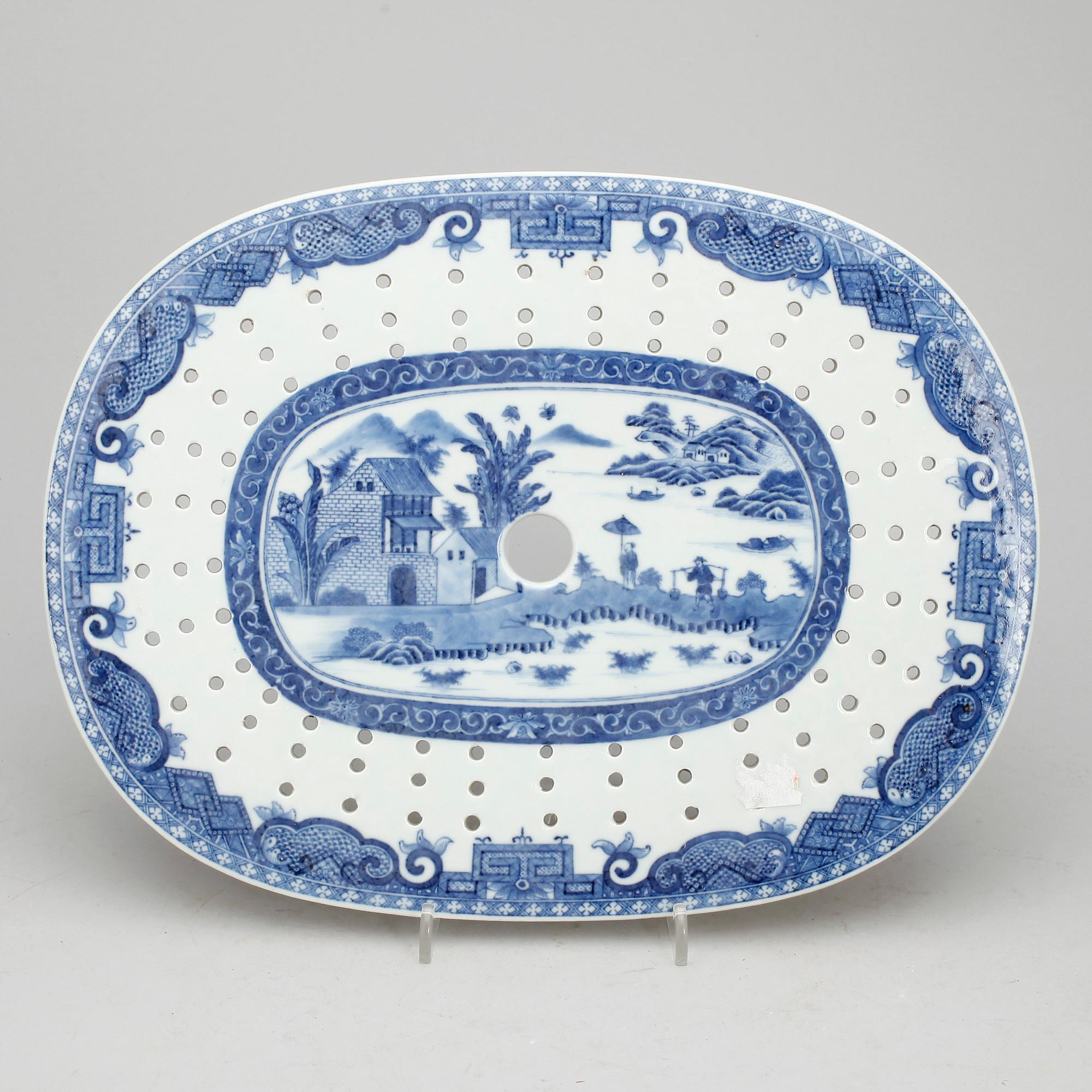 PLATTA, porslin, Kina, Qianlong (1736-1795).