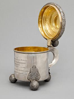 DRYCKESKANNA, silver, barockstil. Erlandsson AB, Kristianstad, 1919. Vikt 1160 g.