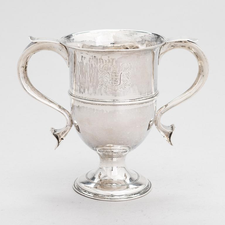Joseph Lock, A sterling silver double handle goblet, London 1779.