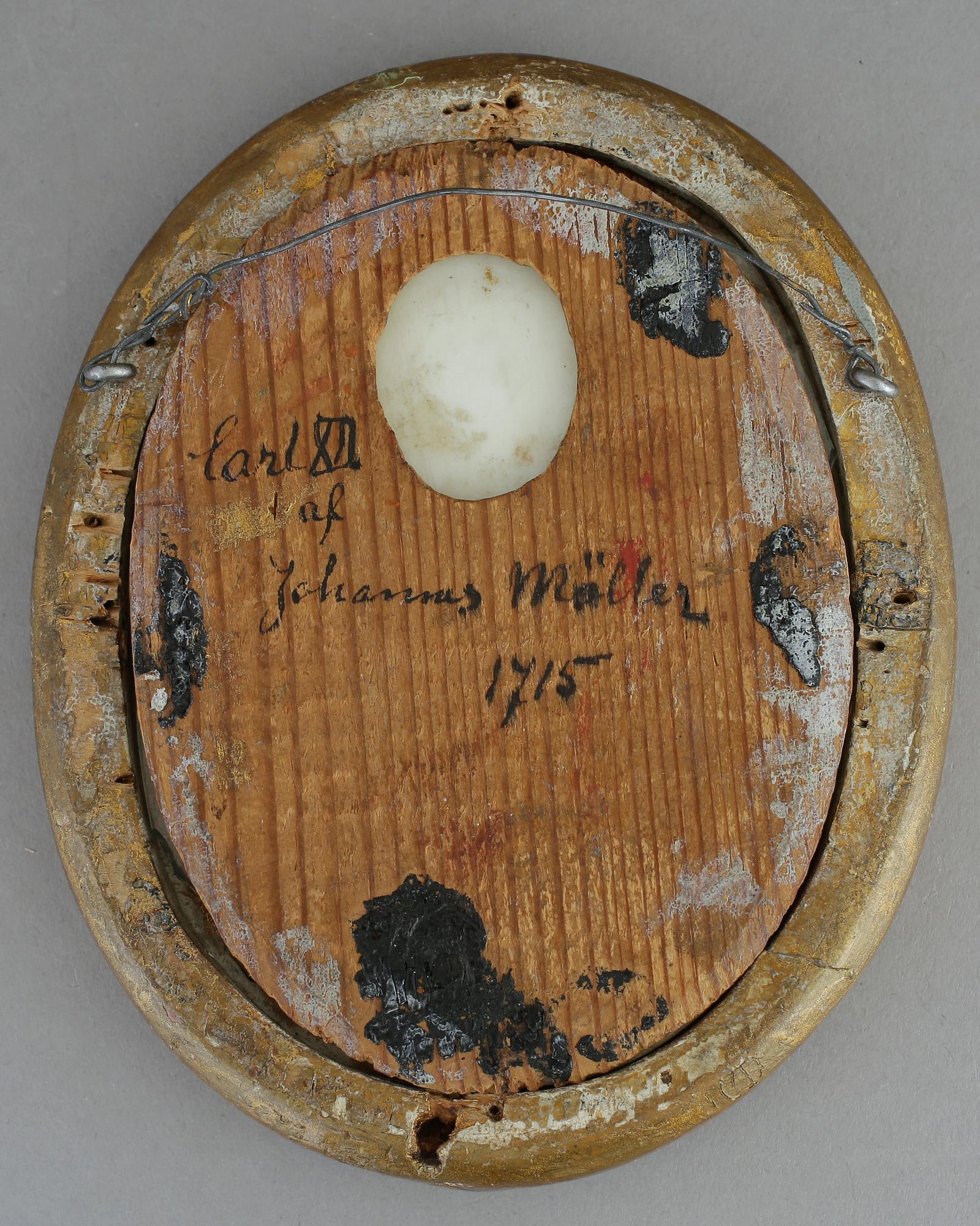 ANDREAS MÖLLER, troligen, miniatyr, gouache på ben. Signerad Möller och daterad 1715.
