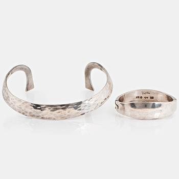 169. Rey Urban, REY URBAN, a sterling silver choker and bangle, Stockholm 1967-68.