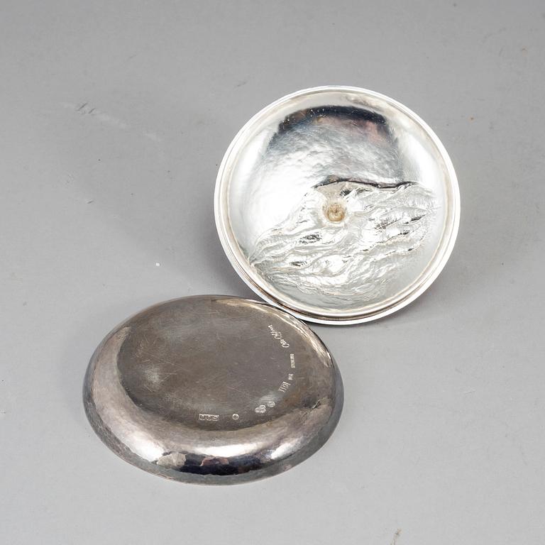 A Sterling silver box by Olle Ohlsson, Stockholm, 1983.