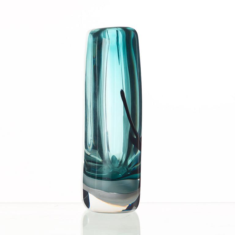Vicke Lindstrand, A Vicke Lindstrand 'Winter vase', Kosta Sweden 1950's.