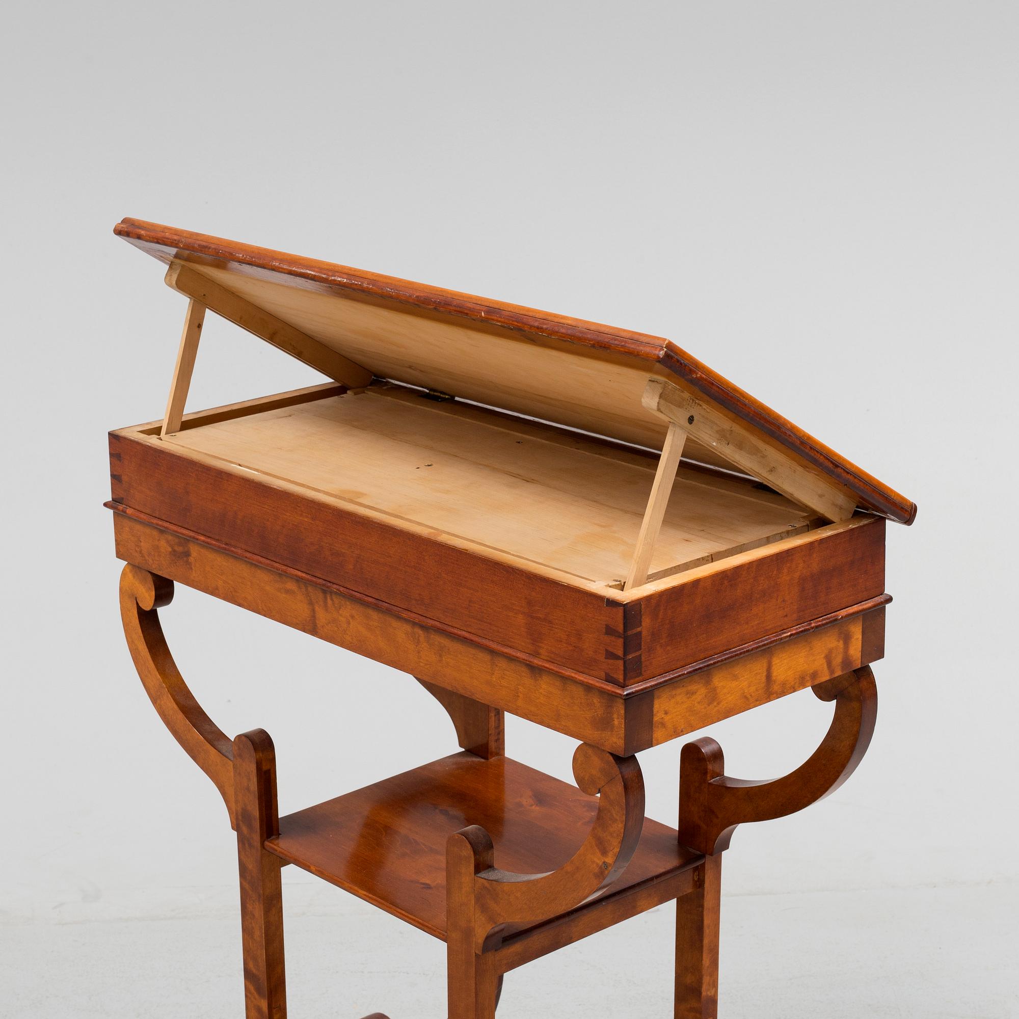 BORD, Karl-Johan stil, 1900-talets första hälft.