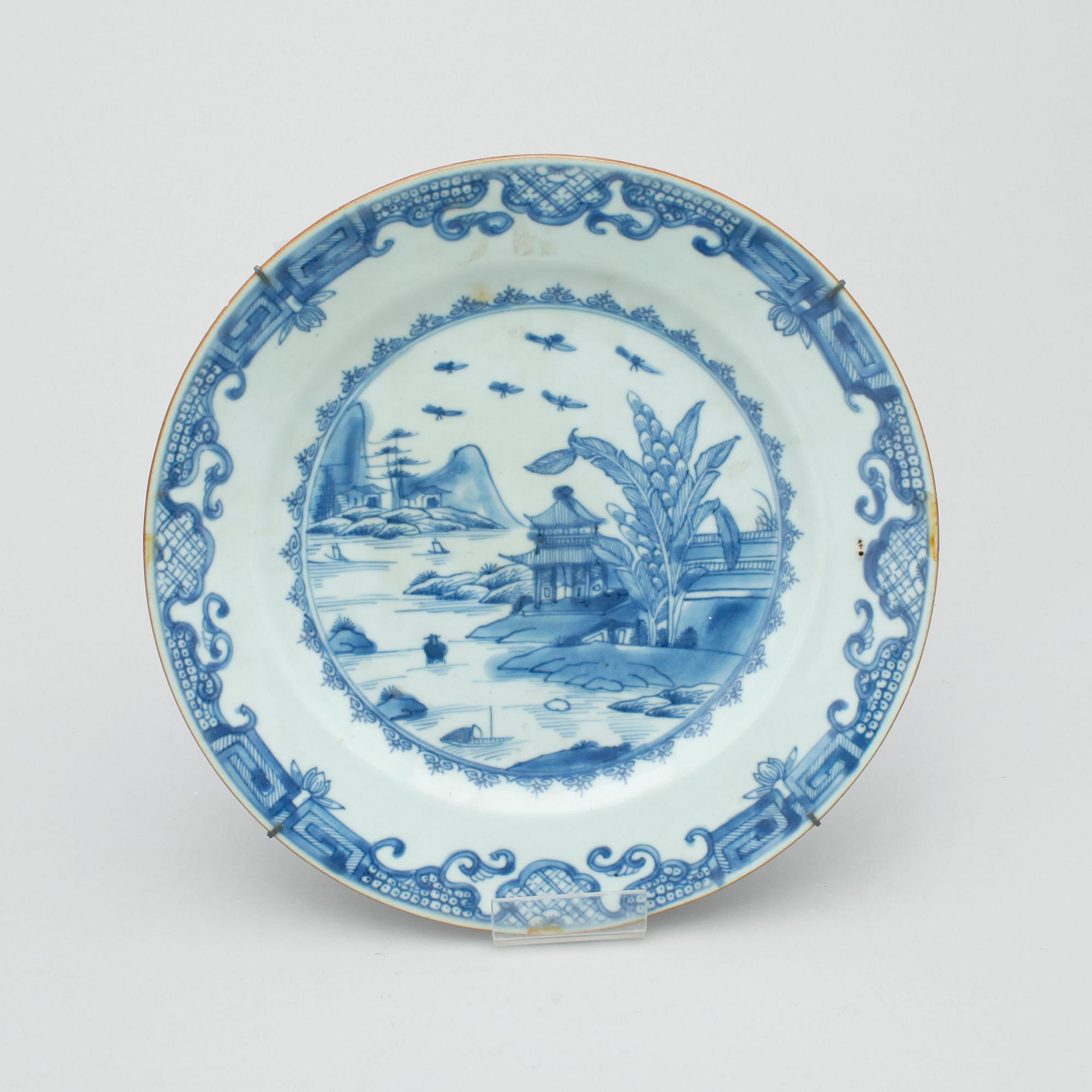 TALLRIKAR, 4 st, porslin, Kina, 1700 samt 1800-tal.