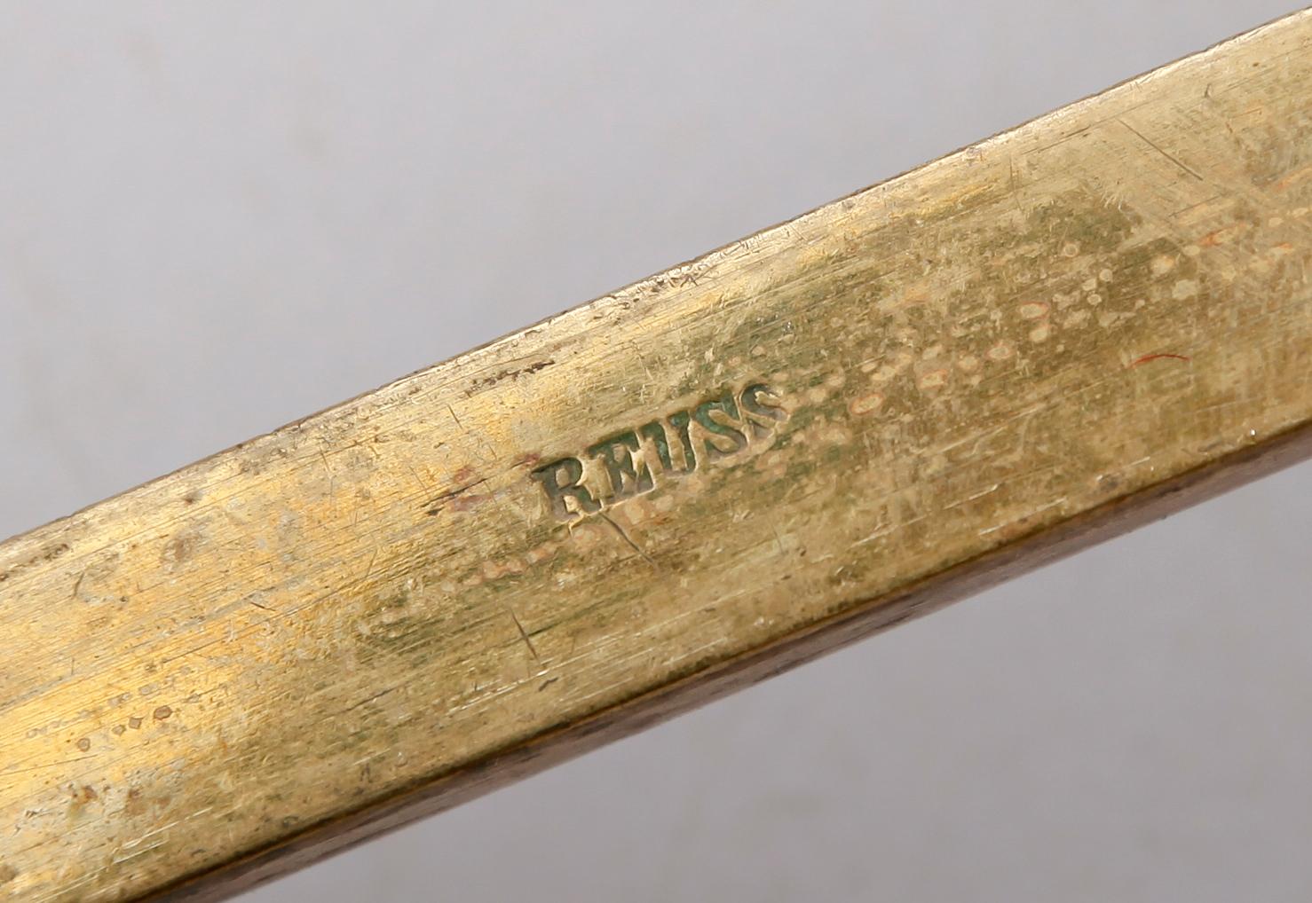 BESMAN, 2 st, mässing, 1862 och 1879.