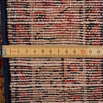 Gallery carpet, Malajir, approx. 490 x 80 cm.