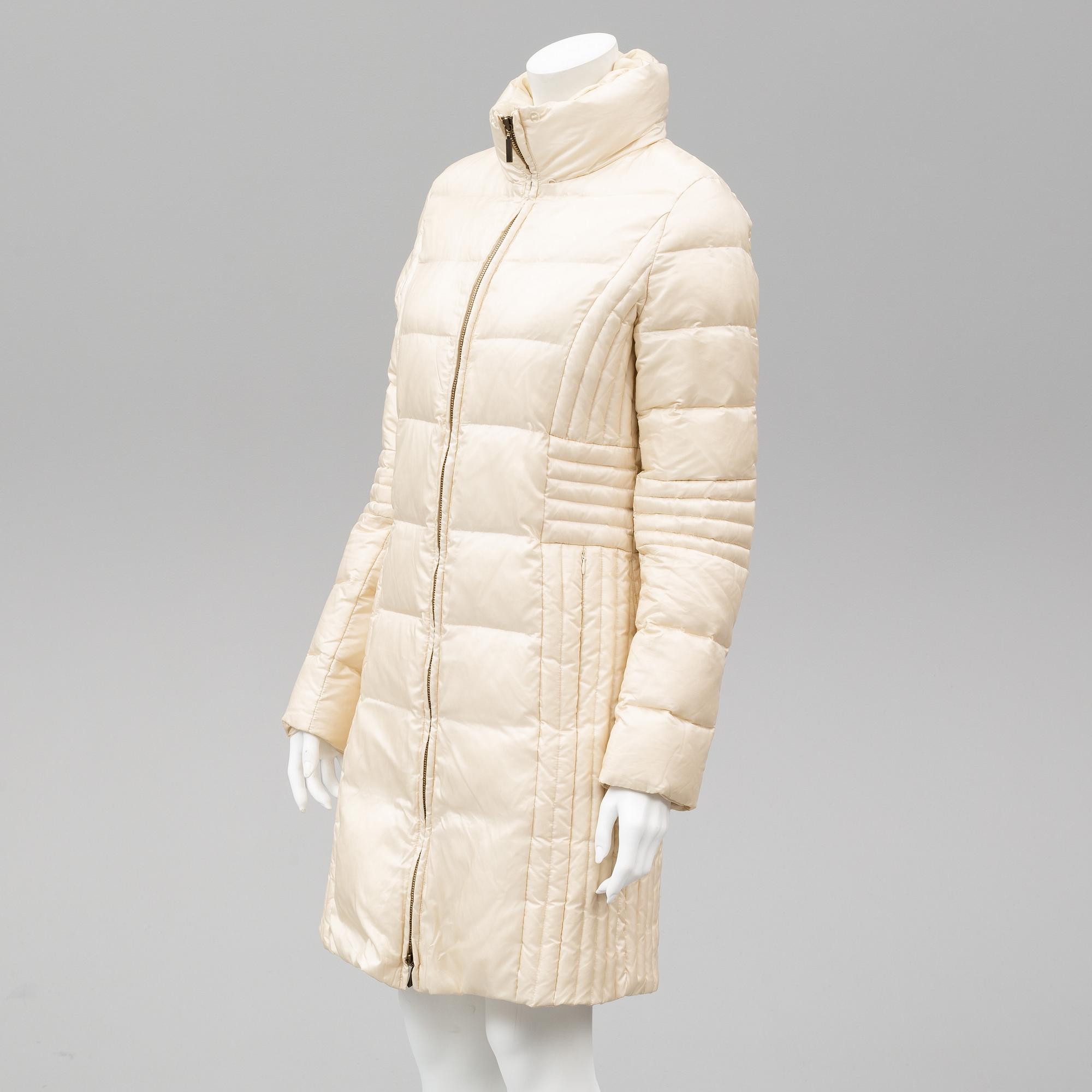 MAX MARA, täckkappa, fransk storlek 38.