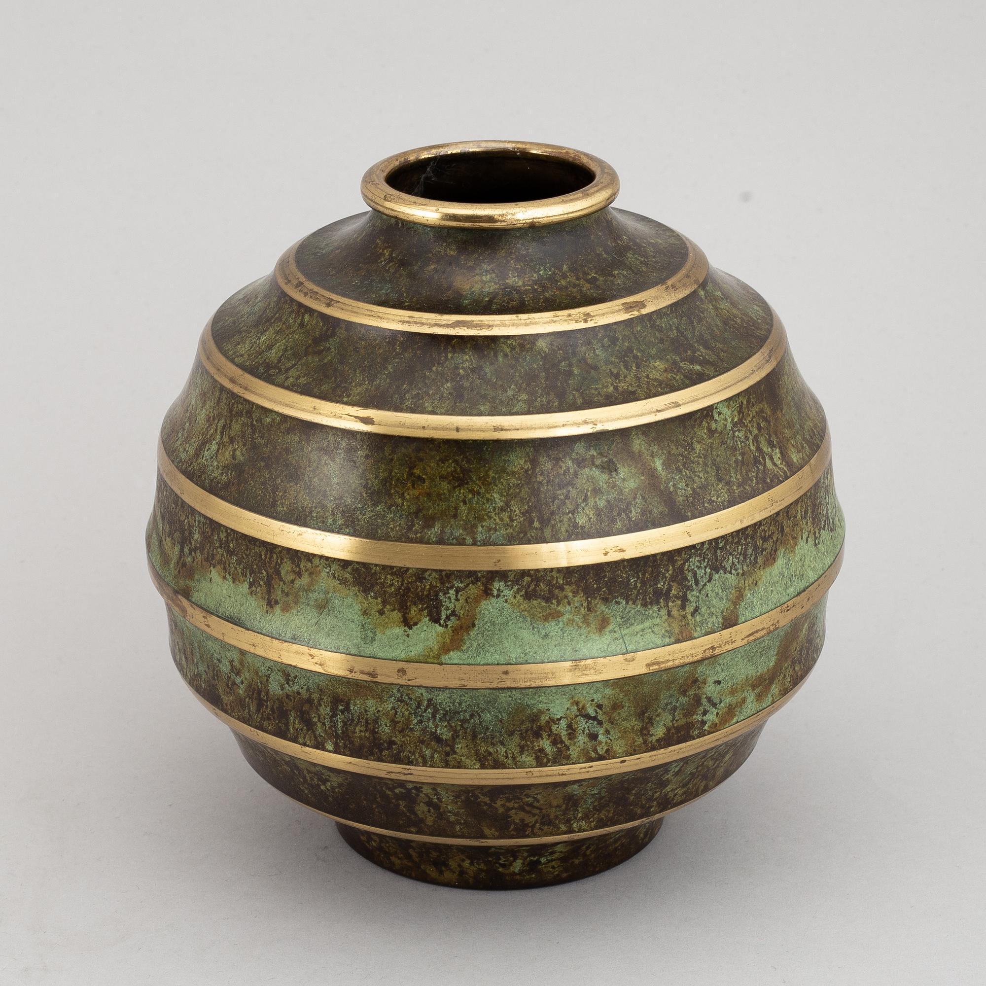 A bronze Art Deco vase, Svenska Metallverken, 1920's/30's.