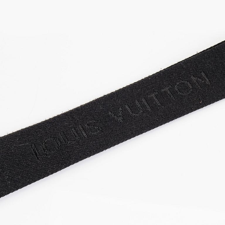 Louis Vuitton, a Damier Graphite 'Daniel MM Messenger Bag.