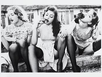 185A. Ellen von Unwerth, ELLEN VON UNWERTH, "Fräulein" Art Edition A, book and gelatin silver print signed and numbered 77/100.